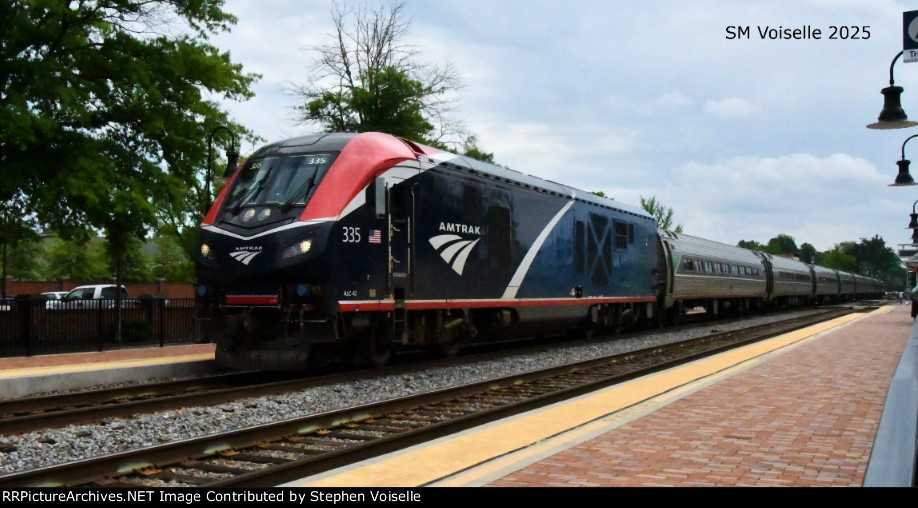 Amtrak 335